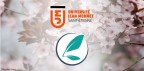 Photographie d'une fleur avec les logo UJM et Prairial